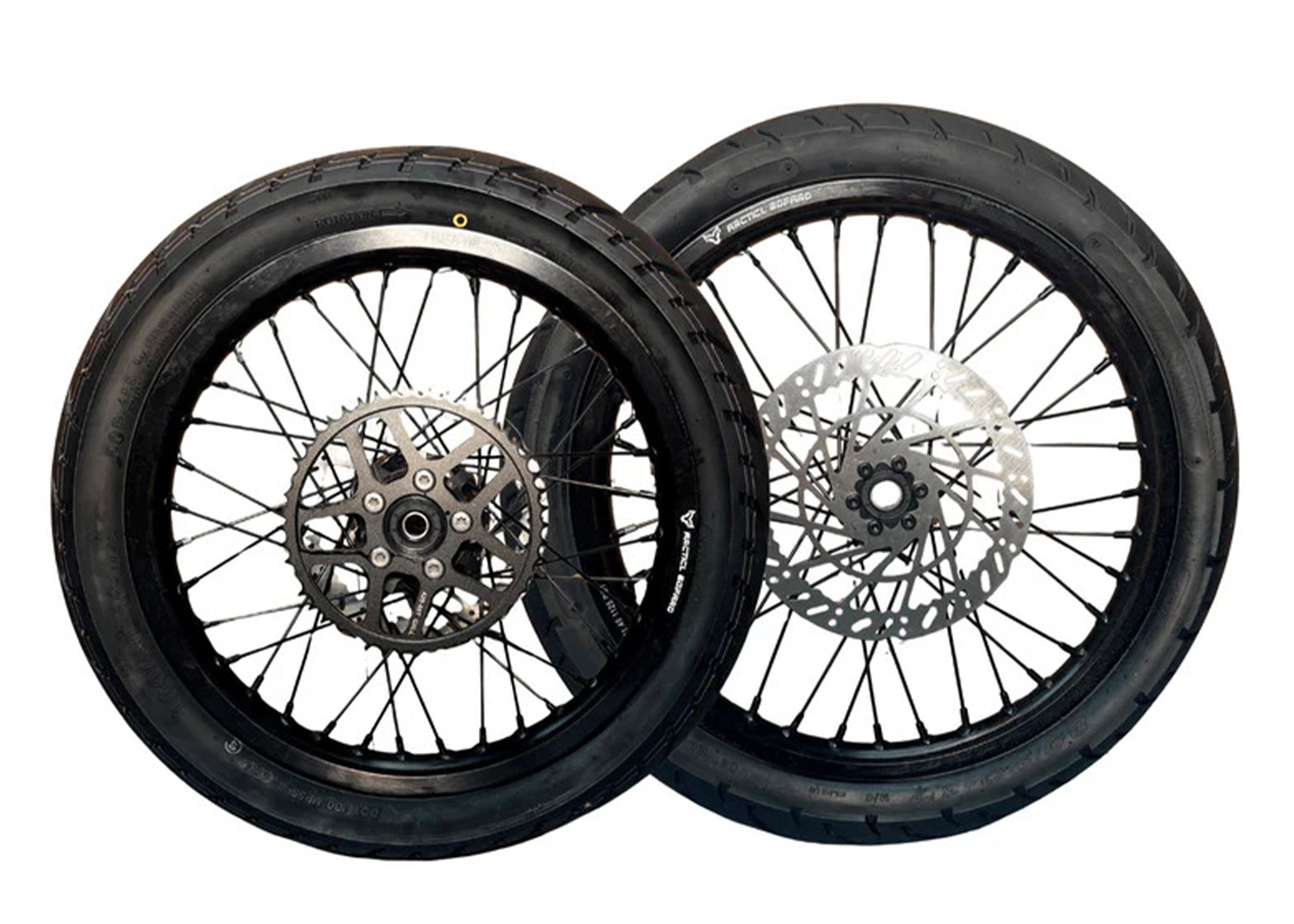 Arctic XE Pro 17/16 Supermoto Wheel Set Arctic XE Pro 17/16 Supermoto Wheel Set